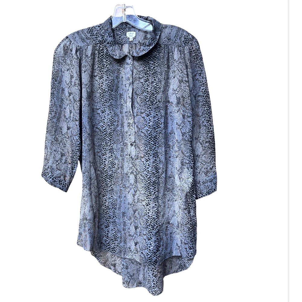 Aritzia “Wilfred” silk sheer animal print blouse like new